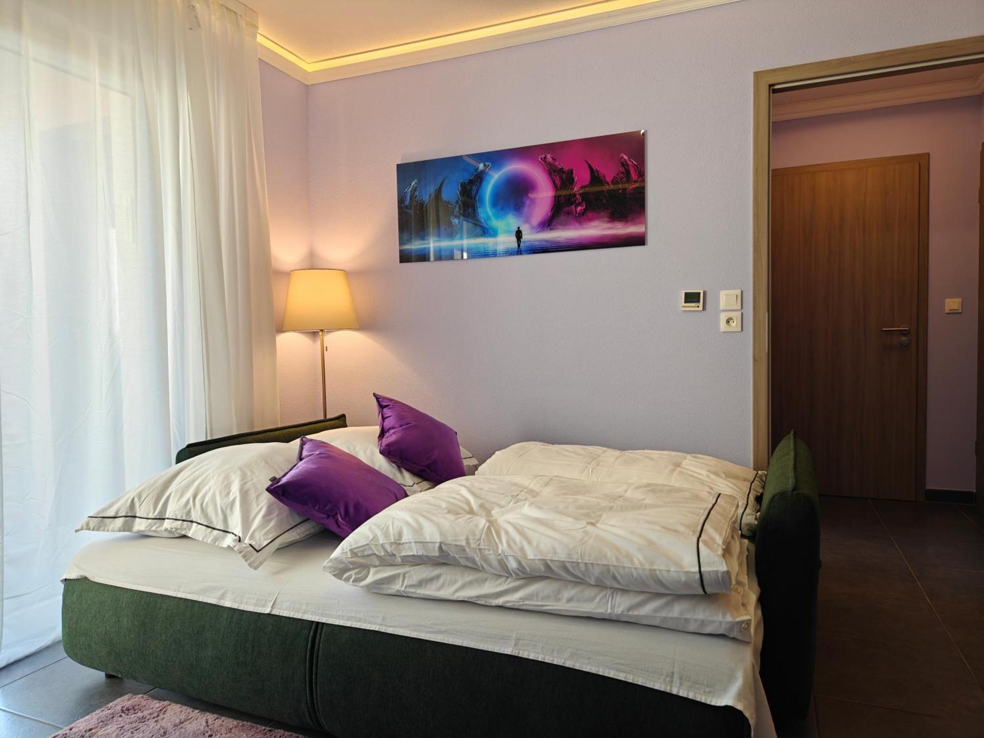 Charming With Garden, Free Parking Near Basel, Airport, Ger'many, France, Apartment